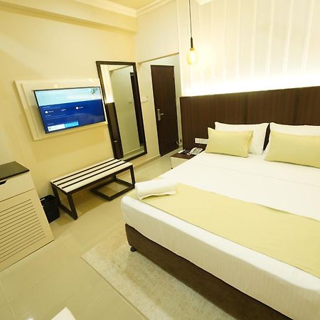 Hotel Grand Amanee Ratnapura Exteriér fotografie