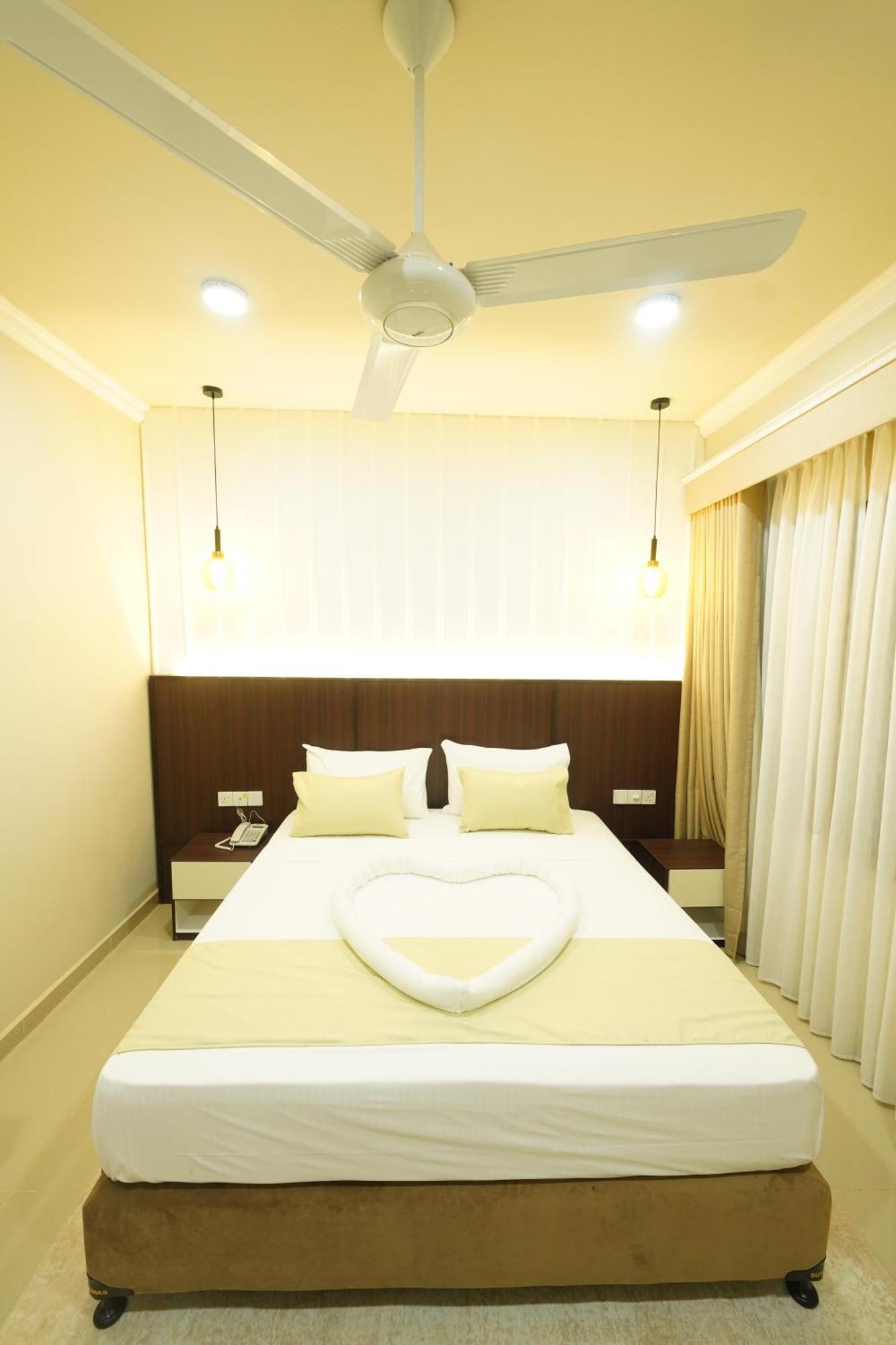 Hotel Grand Amanee Ratnapura Exteriér fotografie