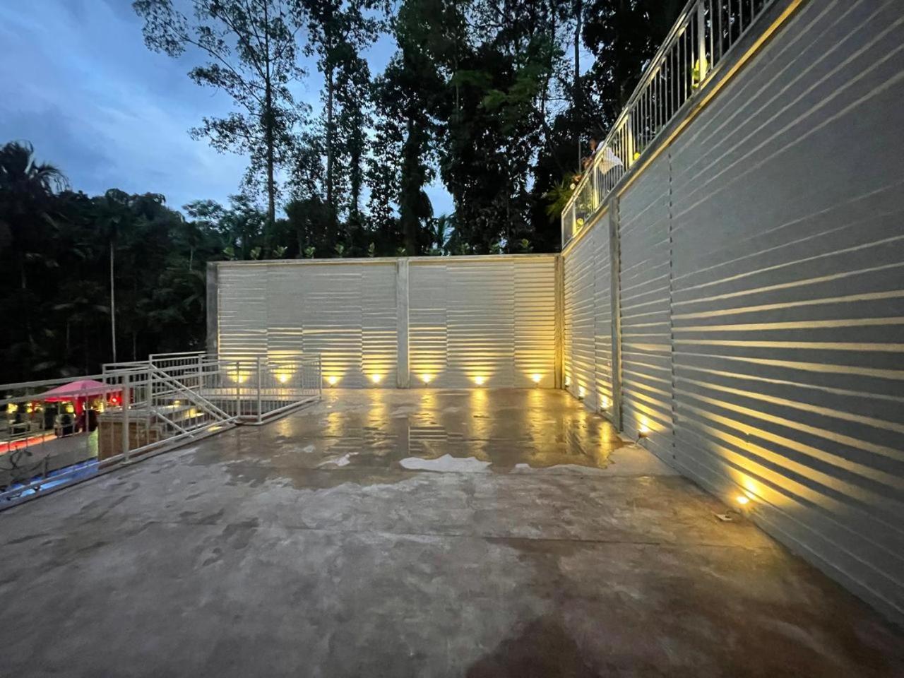 Hotel Grand Amanee Ratnapura Exteriér fotografie