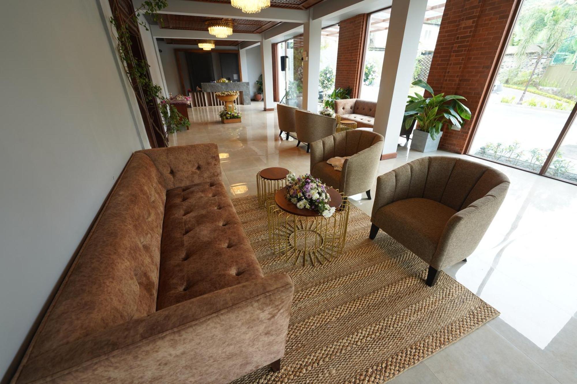 Hotel Grand Amanee Ratnapura Exteriér fotografie
